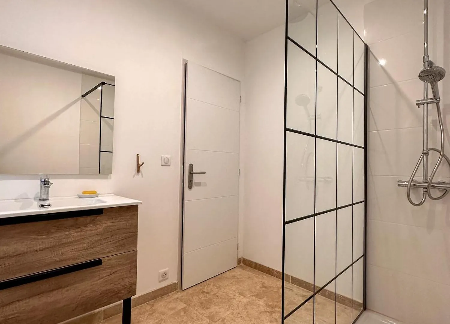 L'Appart Des Anges Althen-des-Paluds Holiday home